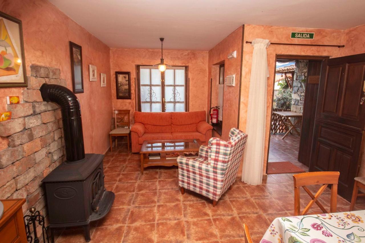 Casa Les Pedroses Apartment Campiellos ภายนอก รูปภาพ